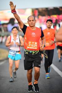 BIB: 21629, 001
                            <button type="button" onclick="openModal(12021891)" class="btn btn-primary btn-sm float-right btn-popup" data-toggle="modal" data-target=".modal-high-quality">
                        <i class="fas fa-shopping-cart"></i> Add to Cart
                    </button>
                                            <button type="button" onclick="isThisMe(12021891, true)" class="btn btn-success btn-sm float-right btn-popup btn-isme hidden" data-toggle="tooltip" data-placement="bottom" title="นี่คือรูปของคุณใช่ไหม คลิกที่นี่เพื่อเอาเข้าอัลบั้ม">
                        <i class="fas fa-plus"></i> Add to album
                    </button>
                    <button type="button" onclick="isThisMe(12021891, false)" class="btn btn-warning btn-sm float-right btn-popup btn-isnotme hidden">
                        <i class="fas fa-ban"></i> Remove from album
                    </button>