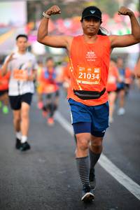 BIB: 21034
                            <button type="button" onclick="openModal(12025778)" class="btn btn-primary btn-sm float-right btn-popup" data-toggle="modal" data-target=".modal-high-quality">
                        <i class="fas fa-shopping-cart"></i> Add to Cart
                    </button>
                                            <button type="button" onclick="isThisMe(12025778, true)" class="btn btn-success btn-sm float-right btn-popup btn-isme hidden" data-toggle="tooltip" data-placement="bottom" title="นี่คือรูปของคุณใช่ไหม คลิกที่นี่เพื่อเอาเข้าอัลบั้ม">
                        <i class="fas fa-plus"></i> Add to album
                    </button>
                    <button type="button" onclick="isThisMe(12025778, false)" class="btn btn-warning btn-sm float-right btn-popup btn-isnotme hidden">
                        <i class="fas fa-ban"></i> Remove from album
                    </button>