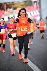 BIB: 21202
                            <button type="button" onclick="openModal(12022876)" class="btn btn-primary btn-sm float-right btn-popup" data-toggle="modal" data-target=".modal-high-quality">
                        <i class="fas fa-shopping-cart"></i> Add to Cart
                    </button>
                                            <button type="button" onclick="isThisMe(12022876, true)" class="btn btn-success btn-sm float-right btn-popup btn-isme hidden" data-toggle="tooltip" data-placement="bottom" title="นี่คือรูปของคุณใช่ไหม คลิกที่นี่เพื่อเอาเข้าอัลบั้ม">
                        <i class="fas fa-plus"></i> Add to album
                    </button>
                    <button type="button" onclick="isThisMe(12022876, false)" class="btn btn-warning btn-sm float-right btn-popup btn-isnotme hidden">
                        <i class="fas fa-ban"></i> Remove from album
                    </button>
