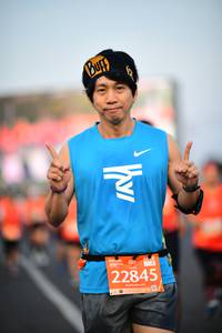 BIB: 22845
                            <button type="button" onclick="openModal(11697340)" class="btn btn-primary btn-sm float-right btn-popup" data-toggle="modal" data-target=".modal-high-quality">
                        <i class="fas fa-shopping-cart"></i> Add to Cart
                    </button>
                                            <button type="button" onclick="isThisMe(11697340, true)" class="btn btn-success btn-sm float-right btn-popup btn-isme hidden" data-toggle="tooltip" data-placement="bottom" title="นี่คือรูปของคุณใช่ไหม คลิกที่นี่เพื่อเอาเข้าอัลบั้ม">
                        <i class="fas fa-plus"></i> Add to album
                    </button>
                    <button type="button" onclick="isThisMe(11697340, false)" class="btn btn-warning btn-sm float-right btn-popup btn-isnotme hidden">
                        <i class="fas fa-ban"></i> Remove from album
                    </button>