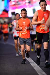 BIB: 202, 20371
                            <button type="button" onclick="openModal(12476127)" class="btn btn-primary btn-sm float-right btn-popup" data-toggle="modal" data-target=".modal-high-quality">
                        <i class="fas fa-shopping-cart"></i> Add to Cart
                    </button>
                                            <button type="button" onclick="isThisMe(12476127, true)" class="btn btn-success btn-sm float-right btn-popup btn-isme hidden" data-toggle="tooltip" data-placement="bottom" title="นี่คือรูปของคุณใช่ไหม คลิกที่นี่เพื่อเอาเข้าอัลบั้ม">
                        <i class="fas fa-plus"></i> Add to album
                    </button>
                    <button type="button" onclick="isThisMe(12476127, false)" class="btn btn-warning btn-sm float-right btn-popup btn-isnotme hidden">
                        <i class="fas fa-ban"></i> Remove from album
                    </button>