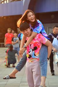 BIB: 
                            <button type="button" onclick="openModal(10455958)" class="btn btn-primary btn-sm float-right btn-popup" data-toggle="modal" data-target=".modal-high-quality">
                        <i class="fas fa-shopping-cart"></i> Add to Cart
                    </button>
                                            <button type="button" onclick="isThisMe(10455958, true)" class="btn btn-success btn-sm float-right btn-popup btn-isme hidden" data-toggle="tooltip" data-placement="bottom" title="นี่คือรูปของคุณใช่ไหม คลิกที่นี่เพื่อเอาเข้าอัลบั้ม">
                        <i class="fas fa-plus"></i> Add to album
                    </button>
                    <button type="button" onclick="isThisMe(10455958, false)" class="btn btn-warning btn-sm float-right btn-popup btn-isnotme hidden">
                        <i class="fas fa-ban"></i> Remove from album
                    </button>