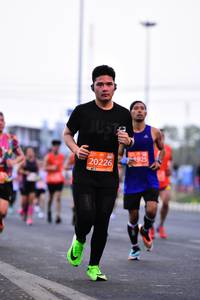 BIB: 925, 20226
                            <button type="button" onclick="openModal(10682746)" class="btn btn-primary btn-sm float-right btn-popup" data-toggle="modal" data-target=".modal-high-quality">
                        <i class="fas fa-shopping-cart"></i> Add to Cart
                    </button>
                                            <button type="button" onclick="isThisMe(10682746, true)" class="btn btn-success btn-sm float-right btn-popup btn-isme hidden" data-toggle="tooltip" data-placement="bottom" title="นี่คือรูปของคุณใช่ไหม คลิกที่นี่เพื่อเอาเข้าอัลบั้ม">
                        <i class="fas fa-plus"></i> Add to album
                    </button>
                    <button type="button" onclick="isThisMe(10682746, false)" class="btn btn-warning btn-sm float-right btn-popup btn-isnotme hidden">
                        <i class="fas fa-ban"></i> Remove from album
                    </button>