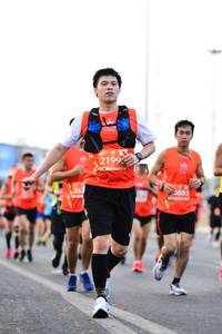 BIB: 2199, 267, 0885
                            <button type="button" onclick="openModal(10726254)" class="btn btn-primary btn-sm float-right btn-popup" data-toggle="modal" data-target=".modal-high-quality">
                        <i class="fas fa-shopping-cart"></i> Add to Cart
                    </button>
                                            <button type="button" onclick="isThisMe(10726254, true)" class="btn btn-success btn-sm float-right btn-popup btn-isme hidden" data-toggle="tooltip" data-placement="bottom" title="นี่คือรูปของคุณใช่ไหม คลิกที่นี่เพื่อเอาเข้าอัลบั้ม">
                        <i class="fas fa-plus"></i> Add to album
                    </button>
                    <button type="button" onclick="isThisMe(10726254, false)" class="btn btn-warning btn-sm float-right btn-popup btn-isnotme hidden">
                        <i class="fas fa-ban"></i> Remove from album
                    </button>