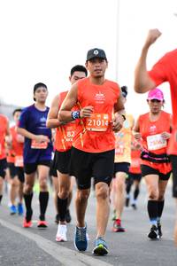 BIB: 21014, 25062
                            <button type="button" onclick="openModal(10722279)" class="btn btn-primary btn-sm float-right btn-popup" data-toggle="modal" data-target=".modal-high-quality">
                        <i class="fas fa-shopping-cart"></i> Add to Cart
                    </button>
                                            <button type="button" onclick="isThisMe(10722279, true)" class="btn btn-success btn-sm float-right btn-popup btn-isme hidden" data-toggle="tooltip" data-placement="bottom" title="นี่คือรูปของคุณใช่ไหม คลิกที่นี่เพื่อเอาเข้าอัลบั้ม">
                        <i class="fas fa-plus"></i> Add to album
                    </button>
                    <button type="button" onclick="isThisMe(10722279, false)" class="btn btn-warning btn-sm float-right btn-popup btn-isnotme hidden">
                        <i class="fas fa-ban"></i> Remove from album
                    </button>