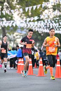 BIB: 26175, 27190, 2163
                            <button type="button" onclick="openModal(11008405)" class="btn btn-primary btn-sm float-right btn-popup" data-toggle="modal" data-target=".modal-high-quality">
                        <i class="fas fa-shopping-cart"></i> Add to Cart
                    </button>
                                            <button type="button" onclick="isThisMe(11008405, true)" class="btn btn-success btn-sm float-right btn-popup btn-isme hidden" data-toggle="tooltip" data-placement="bottom" title="นี่คือรูปของคุณใช่ไหม คลิกที่นี่เพื่อเอาเข้าอัลบั้ม">
                        <i class="fas fa-plus"></i> Add to album
                    </button>
                    <button type="button" onclick="isThisMe(11008405, false)" class="btn btn-warning btn-sm float-right btn-popup btn-isnotme hidden">
                        <i class="fas fa-ban"></i> Remove from album
                    </button>