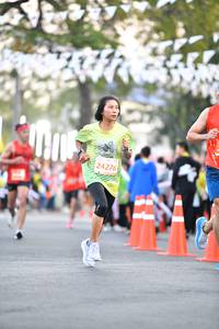 BIB: 242765
                            <button type="button" onclick="openModal(11013494)" class="btn btn-primary btn-sm float-right btn-popup" data-toggle="modal" data-target=".modal-high-quality">
                        <i class="fas fa-shopping-cart"></i> Add to Cart
                    </button>
                                            <button type="button" onclick="isThisMe(11013494, true)" class="btn btn-success btn-sm float-right btn-popup btn-isme hidden" data-toggle="tooltip" data-placement="bottom" title="นี่คือรูปของคุณใช่ไหม คลิกที่นี่เพื่อเอาเข้าอัลบั้ม">
                        <i class="fas fa-plus"></i> Add to album
                    </button>
                    <button type="button" onclick="isThisMe(11013494, false)" class="btn btn-warning btn-sm float-right btn-popup btn-isnotme hidden">
                        <i class="fas fa-ban"></i> Remove from album
                    </button>