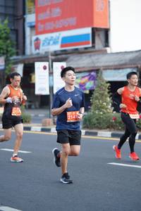 BIB: 2717, 2141
                            <button type="button" onclick="openModal(11025752)" class="btn btn-primary btn-sm float-right btn-popup" data-toggle="modal" data-target=".modal-high-quality">
                        <i class="fas fa-shopping-cart"></i> Add to Cart
                    </button>
                                            <button type="button" onclick="isThisMe(11025752, true)" class="btn btn-success btn-sm float-right btn-popup btn-isme hidden" data-toggle="tooltip" data-placement="bottom" title="นี่คือรูปของคุณใช่ไหม คลิกที่นี่เพื่อเอาเข้าอัลบั้ม">
                        <i class="fas fa-plus"></i> Add to album
                    </button>
                    <button type="button" onclick="isThisMe(11025752, false)" class="btn btn-warning btn-sm float-right btn-popup btn-isnotme hidden">
                        <i class="fas fa-ban"></i> Remove from album
                    </button>
