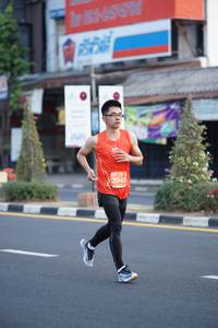 BIB: 2043
                            <button type="button" onclick="openModal(11019480)" class="btn btn-primary btn-sm float-right btn-popup" data-toggle="modal" data-target=".modal-high-quality">
                        <i class="fas fa-shopping-cart"></i> Add to Cart
                    </button>
                                            <button type="button" onclick="isThisMe(11019480, true)" class="btn btn-success btn-sm float-right btn-popup btn-isme hidden" data-toggle="tooltip" data-placement="bottom" title="นี่คือรูปของคุณใช่ไหม คลิกที่นี่เพื่อเอาเข้าอัลบั้ม">
                        <i class="fas fa-plus"></i> Add to album
                    </button>
                    <button type="button" onclick="isThisMe(11019480, false)" class="btn btn-warning btn-sm float-right btn-popup btn-isnotme hidden">
                        <i class="fas fa-ban"></i> Remove from album
                    </button>