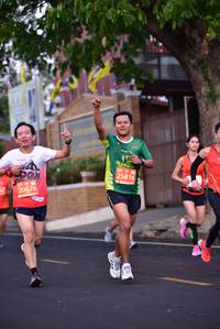 BIB: 25816, 20676
                            <button type="button" onclick="openModal(11090630)" class="btn btn-primary btn-sm float-right btn-popup" data-toggle="modal" data-target=".modal-high-quality">
                        <i class="fas fa-shopping-cart"></i> Add to Cart
                    </button>
                                            <button type="button" onclick="isThisMe(11090630, true)" class="btn btn-success btn-sm float-right btn-popup btn-isme hidden" data-toggle="tooltip" data-placement="bottom" title="นี่คือรูปของคุณใช่ไหม คลิกที่นี่เพื่อเอาเข้าอัลบั้ม">
                        <i class="fas fa-plus"></i> Add to album
                    </button>
                    <button type="button" onclick="isThisMe(11090630, false)" class="btn btn-warning btn-sm float-right btn-popup btn-isnotme hidden">
                        <i class="fas fa-ban"></i> Remove from album
                    </button>
