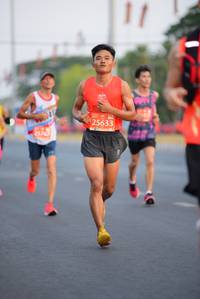 BIB: 25633
                            <button type="button" onclick="openModal(10699676)" class="btn btn-primary btn-sm float-right btn-popup" data-toggle="modal" data-target=".modal-high-quality">
                        <i class="fas fa-shopping-cart"></i> Add to Cart
                    </button>
                                            <button type="button" onclick="isThisMe(10699676, true)" class="btn btn-success btn-sm float-right btn-popup btn-isme hidden" data-toggle="tooltip" data-placement="bottom" title="นี่คือรูปของคุณใช่ไหม คลิกที่นี่เพื่อเอาเข้าอัลบั้ม">
                        <i class="fas fa-plus"></i> Add to album
                    </button>
                    <button type="button" onclick="isThisMe(10699676, false)" class="btn btn-warning btn-sm float-right btn-popup btn-isnotme hidden">
                        <i class="fas fa-ban"></i> Remove from album
                    </button>