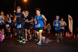 BIB: 445, 46354, 44590, 45626, 81401
                            <button type="button" onclick="openModal(11702874)" class="btn btn-primary btn-sm float-right btn-popup" data-toggle="modal" data-target=".modal-high-quality">
                        <i class="fas fa-shopping-cart"></i> Add to Cart
                    </button>
                                            <button type="button" onclick="isThisMe(11702874, true)" class="btn btn-success btn-sm float-right btn-popup btn-isme hidden" data-toggle="tooltip" data-placement="bottom" title="นี่คือรูปของคุณใช่ไหม คลิกที่นี่เพื่อเอาเข้าอัลบั้ม">
                        <i class="fas fa-plus"></i> Add to album
                    </button>
                    <button type="button" onclick="isThisMe(11702874, false)" class="btn btn-warning btn-sm float-right btn-popup btn-isnotme hidden">
                        <i class="fas fa-ban"></i> Remove from album
                    </button>