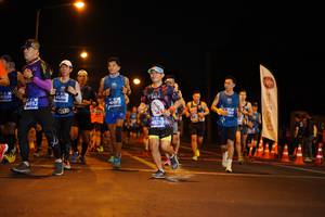 BIB: 1339, 45400, 932
                            <button type="button" onclick="openModal(11702713)" class="btn btn-primary btn-sm float-right btn-popup" data-toggle="modal" data-target=".modal-high-quality">
                        <i class="fas fa-shopping-cart"></i> Add to Cart
                    </button>
                                            <button type="button" onclick="isThisMe(11702713, true)" class="btn btn-success btn-sm float-right btn-popup btn-isme hidden" data-toggle="tooltip" data-placement="bottom" title="นี่คือรูปของคุณใช่ไหม คลิกที่นี่เพื่อเอาเข้าอัลบั้ม">
                        <i class="fas fa-plus"></i> Add to album
                    </button>
                    <button type="button" onclick="isThisMe(11702713, false)" class="btn btn-warning btn-sm float-right btn-popup btn-isnotme hidden">
                        <i class="fas fa-ban"></i> Remove from album
                    </button>