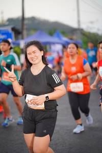 BIB: 250
                            <button type="button" onclick="openModal(11844029)" class="btn btn-primary btn-sm float-right btn-popup" data-toggle="modal" data-target=".modal-high-quality">
                        <i class="fas fa-shopping-cart"></i> Add to Cart
                    </button>
                                            <button type="button" onclick="isThisMe(11844029, true)" class="btn btn-success btn-sm float-right btn-popup btn-isme hidden" data-toggle="tooltip" data-placement="bottom" title="นี่คือรูปของคุณใช่ไหม คลิกที่นี่เพื่อเอาเข้าอัลบั้ม">
                        <i class="fas fa-plus"></i> Add to album
                    </button>
                    <button type="button" onclick="isThisMe(11844029, false)" class="btn btn-warning btn-sm float-right btn-popup btn-isnotme hidden">
                        <i class="fas fa-ban"></i> Remove from album
                    </button>