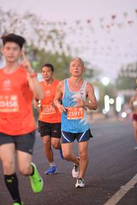 BIB: 20458, 22279, 25911
                            <button type="button" onclick="openModal(12055578)" class="btn btn-primary btn-sm float-right btn-popup" data-toggle="modal" data-target=".modal-high-quality">
                        <i class="fas fa-shopping-cart"></i> Add to Cart
                    </button>
                                            <button type="button" onclick="isThisMe(12055578, true)" class="btn btn-success btn-sm float-right btn-popup btn-isme hidden" data-toggle="tooltip" data-placement="bottom" title="นี่คือรูปของคุณใช่ไหม คลิกที่นี่เพื่อเอาเข้าอัลบั้ม">
                        <i class="fas fa-plus"></i> Add to album
                    </button>
                    <button type="button" onclick="isThisMe(12055578, false)" class="btn btn-warning btn-sm float-right btn-popup btn-isnotme hidden">
                        <i class="fas fa-ban"></i> Remove from album
                    </button>