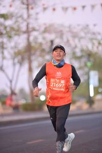 BIB: 21697
                            <button type="button" onclick="openModal(12053925)" class="btn btn-primary btn-sm float-right btn-popup" data-toggle="modal" data-target=".modal-high-quality">
                        <i class="fas fa-shopping-cart"></i> Add to Cart
                    </button>
                                            <button type="button" onclick="isThisMe(12053925, true)" class="btn btn-success btn-sm float-right btn-popup btn-isme hidden" data-toggle="tooltip" data-placement="bottom" title="นี่คือรูปของคุณใช่ไหม คลิกที่นี่เพื่อเอาเข้าอัลบั้ม">
                        <i class="fas fa-plus"></i> Add to album
                    </button>
                    <button type="button" onclick="isThisMe(12053925, false)" class="btn btn-warning btn-sm float-right btn-popup btn-isnotme hidden">
                        <i class="fas fa-ban"></i> Remove from album
                    </button>