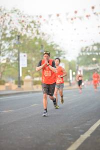 BIB: 22118
                            <button type="button" onclick="openModal(12073892)" class="btn btn-primary btn-sm float-right btn-popup" data-toggle="modal" data-target=".modal-high-quality">
                        <i class="fas fa-shopping-cart"></i> Add to Cart
                    </button>
                                            <button type="button" onclick="isThisMe(12073892, true)" class="btn btn-success btn-sm float-right btn-popup btn-isme hidden" data-toggle="tooltip" data-placement="bottom" title="นี่คือรูปของคุณใช่ไหม คลิกที่นี่เพื่อเอาเข้าอัลบั้ม">
                        <i class="fas fa-plus"></i> Add to album
                    </button>
                    <button type="button" onclick="isThisMe(12073892, false)" class="btn btn-warning btn-sm float-right btn-popup btn-isnotme hidden">
                        <i class="fas fa-ban"></i> Remove from album
                    </button>