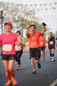 BIB: 25948
                            <button type="button" onclick="openModal(12097784)" class="btn btn-primary btn-sm float-right btn-popup" data-toggle="modal" data-target=".modal-high-quality">
                        <i class="fas fa-shopping-cart"></i> Add to Cart
                    </button>
                                            <button type="button" onclick="isThisMe(12097784, true)" class="btn btn-success btn-sm float-right btn-popup btn-isme hidden" data-toggle="tooltip" data-placement="bottom" title="นี่คือรูปของคุณใช่ไหม คลิกที่นี่เพื่อเอาเข้าอัลบั้ม">
                        <i class="fas fa-plus"></i> Add to album
                    </button>
                    <button type="button" onclick="isThisMe(12097784, false)" class="btn btn-warning btn-sm float-right btn-popup btn-isnotme hidden">
                        <i class="fas fa-ban"></i> Remove from album
                    </button>