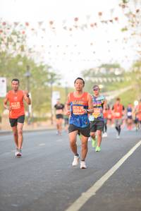 BIB: 0622, 2594
                            <button type="button" onclick="openModal(12088476)" class="btn btn-primary btn-sm float-right btn-popup" data-toggle="modal" data-target=".modal-high-quality">
                        <i class="fas fa-shopping-cart"></i> Add to Cart
                    </button>
                                            <button type="button" onclick="isThisMe(12088476, true)" class="btn btn-success btn-sm float-right btn-popup btn-isme hidden" data-toggle="tooltip" data-placement="bottom" title="นี่คือรูปของคุณใช่ไหม คลิกที่นี่เพื่อเอาเข้าอัลบั้ม">
                        <i class="fas fa-plus"></i> Add to album
                    </button>
                    <button type="button" onclick="isThisMe(12088476, false)" class="btn btn-warning btn-sm float-right btn-popup btn-isnotme hidden">
                        <i class="fas fa-ban"></i> Remove from album
                    </button>