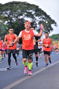 BIB: 25908, 2722
                            <button type="button" onclick="openModal(11857692)" class="btn btn-primary btn-sm float-right btn-popup" data-toggle="modal" data-target=".modal-high-quality">
                        <i class="fas fa-shopping-cart"></i> Add to Cart
                    </button>
                                            <button type="button" onclick="isThisMe(11857692, true)" class="btn btn-success btn-sm float-right btn-popup btn-isme hidden" data-toggle="tooltip" data-placement="bottom" title="นี่คือรูปของคุณใช่ไหม คลิกที่นี่เพื่อเอาเข้าอัลบั้ม">
                        <i class="fas fa-plus"></i> Add to album
                    </button>
                    <button type="button" onclick="isThisMe(11857692, false)" class="btn btn-warning btn-sm float-right btn-popup btn-isnotme hidden">
                        <i class="fas fa-ban"></i> Remove from album
                    </button>