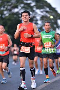 BIB: 0243, 21638, 26386
                            <button type="button" onclick="openModal(11861425)" class="btn btn-primary btn-sm float-right btn-popup" data-toggle="modal" data-target=".modal-high-quality">
                        <i class="fas fa-shopping-cart"></i> Add to Cart
                    </button>
                                            <button type="button" onclick="isThisMe(11861425, true)" class="btn btn-success btn-sm float-right btn-popup btn-isme hidden" data-toggle="tooltip" data-placement="bottom" title="นี่คือรูปของคุณใช่ไหม คลิกที่นี่เพื่อเอาเข้าอัลบั้ม">
                        <i class="fas fa-plus"></i> Add to album
                    </button>
                    <button type="button" onclick="isThisMe(11861425, false)" class="btn btn-warning btn-sm float-right btn-popup btn-isnotme hidden">
                        <i class="fas fa-ban"></i> Remove from album
                    </button>