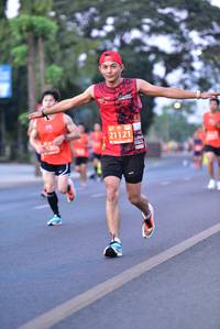 BIB: 21121
                            <button type="button" onclick="openModal(11928592)" class="btn btn-primary btn-sm float-right btn-popup" data-toggle="modal" data-target=".modal-high-quality">
                        <i class="fas fa-shopping-cart"></i> Add to Cart
                    </button>
                                            <button type="button" onclick="isThisMe(11928592, true)" class="btn btn-success btn-sm float-right btn-popup btn-isme hidden" data-toggle="tooltip" data-placement="bottom" title="นี่คือรูปของคุณใช่ไหม คลิกที่นี่เพื่อเอาเข้าอัลบั้ม">
                        <i class="fas fa-plus"></i> Add to album
                    </button>
                    <button type="button" onclick="isThisMe(11928592, false)" class="btn btn-warning btn-sm float-right btn-popup btn-isnotme hidden">
                        <i class="fas fa-ban"></i> Remove from album
                    </button>