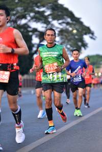 BIB: 2163, 386, 42258
                            <button type="button" onclick="openModal(11861427)" class="btn btn-primary btn-sm float-right btn-popup" data-toggle="modal" data-target=".modal-high-quality">
                        <i class="fas fa-shopping-cart"></i> Add to Cart
                    </button>
                                            <button type="button" onclick="isThisMe(11861427, true)" class="btn btn-success btn-sm float-right btn-popup btn-isme hidden" data-toggle="tooltip" data-placement="bottom" title="นี่คือรูปของคุณใช่ไหม คลิกที่นี่เพื่อเอาเข้าอัลบั้ม">
                        <i class="fas fa-plus"></i> Add to album
                    </button>
                    <button type="button" onclick="isThisMe(11861427, false)" class="btn btn-warning btn-sm float-right btn-popup btn-isnotme hidden">
                        <i class="fas fa-ban"></i> Remove from album
                    </button>