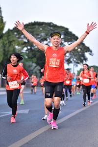 BIB: 21618, 28382, 
                            <button type="button" onclick="openModal(11860095)" class="btn btn-primary btn-sm float-right btn-popup" data-toggle="modal" data-target=".modal-high-quality">
                        <i class="fas fa-shopping-cart"></i> Add to Cart
                    </button>
                                            <button type="button" onclick="isThisMe(11860095, true)" class="btn btn-success btn-sm float-right btn-popup btn-isme hidden" data-toggle="tooltip" data-placement="bottom" title="นี่คือรูปของคุณใช่ไหม คลิกที่นี่เพื่อเอาเข้าอัลบั้ม">
                        <i class="fas fa-plus"></i> Add to album
                    </button>
                    <button type="button" onclick="isThisMe(11860095, false)" class="btn btn-warning btn-sm float-right btn-popup btn-isnotme hidden">
                        <i class="fas fa-ban"></i> Remove from album
                    </button>