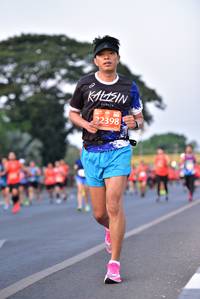 BIB: 2398
                            <button type="button" onclick="openModal(11946944)" class="btn btn-primary btn-sm float-right btn-popup" data-toggle="modal" data-target=".modal-high-quality">
                        <i class="fas fa-shopping-cart"></i> Add to Cart
                    </button>
                                            <button type="button" onclick="isThisMe(11946944, true)" class="btn btn-success btn-sm float-right btn-popup btn-isme hidden" data-toggle="tooltip" data-placement="bottom" title="นี่คือรูปของคุณใช่ไหม คลิกที่นี่เพื่อเอาเข้าอัลบั้ม">
                        <i class="fas fa-plus"></i> Add to album
                    </button>
                    <button type="button" onclick="isThisMe(11946944, false)" class="btn btn-warning btn-sm float-right btn-popup btn-isnotme hidden">
                        <i class="fas fa-ban"></i> Remove from album
                    </button>