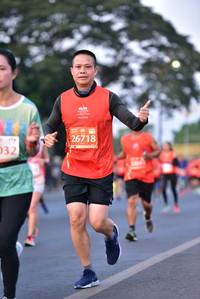 BIB: 26718, 032
                            <button type="button" onclick="openModal(11854395)" class="btn btn-primary btn-sm float-right btn-popup" data-toggle="modal" data-target=".modal-high-quality">
                        <i class="fas fa-shopping-cart"></i> Add to Cart
                    </button>
                                            <button type="button" onclick="isThisMe(11854395, true)" class="btn btn-success btn-sm float-right btn-popup btn-isme hidden" data-toggle="tooltip" data-placement="bottom" title="นี่คือรูปของคุณใช่ไหม คลิกที่นี่เพื่อเอาเข้าอัลบั้ม">
                        <i class="fas fa-plus"></i> Add to album
                    </button>
                    <button type="button" onclick="isThisMe(11854395, false)" class="btn btn-warning btn-sm float-right btn-popup btn-isnotme hidden">
                        <i class="fas fa-ban"></i> Remove from album
                    </button>