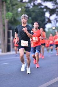 BIB: 20709, 24442
                            <button type="button" onclick="openModal(11926438)" class="btn btn-primary btn-sm float-right btn-popup" data-toggle="modal" data-target=".modal-high-quality">
                        <i class="fas fa-shopping-cart"></i> Add to Cart
                    </button>
                                            <button type="button" onclick="isThisMe(11926438, true)" class="btn btn-success btn-sm float-right btn-popup btn-isme hidden" data-toggle="tooltip" data-placement="bottom" title="นี่คือรูปของคุณใช่ไหม คลิกที่นี่เพื่อเอาเข้าอัลบั้ม">
                        <i class="fas fa-plus"></i> Add to album
                    </button>
                    <button type="button" onclick="isThisMe(11926438, false)" class="btn btn-warning btn-sm float-right btn-popup btn-isnotme hidden">
                        <i class="fas fa-ban"></i> Remove from album
                    </button>