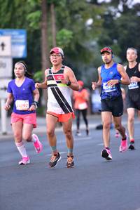 BIB: 10410, 0247, 24292
                            <button type="button" onclick="openModal(11916117)" class="btn btn-primary btn-sm float-right btn-popup" data-toggle="modal" data-target=".modal-high-quality">
                        <i class="fas fa-shopping-cart"></i> Add to Cart
                    </button>
                                            <button type="button" onclick="isThisMe(11916117, true)" class="btn btn-success btn-sm float-right btn-popup btn-isme hidden" data-toggle="tooltip" data-placement="bottom" title="นี่คือรูปของคุณใช่ไหม คลิกที่นี่เพื่อเอาเข้าอัลบั้ม">
                        <i class="fas fa-plus"></i> Add to album
                    </button>
                    <button type="button" onclick="isThisMe(11916117, false)" class="btn btn-warning btn-sm float-right btn-popup btn-isnotme hidden">
                        <i class="fas fa-ban"></i> Remove from album
                    </button>
