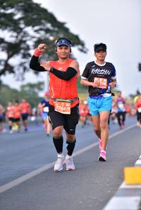 BIB: 398, 27669
                            <button type="button" onclick="openModal(11946566)" class="btn btn-primary btn-sm float-right btn-popup" data-toggle="modal" data-target=".modal-high-quality">
                        <i class="fas fa-shopping-cart"></i> Add to Cart
                    </button>
                                            <button type="button" onclick="isThisMe(11946566, true)" class="btn btn-success btn-sm float-right btn-popup btn-isme hidden" data-toggle="tooltip" data-placement="bottom" title="นี่คือรูปของคุณใช่ไหม คลิกที่นี่เพื่อเอาเข้าอัลบั้ม">
                        <i class="fas fa-plus"></i> Add to album
                    </button>
                    <button type="button" onclick="isThisMe(11946566, false)" class="btn btn-warning btn-sm float-right btn-popup btn-isnotme hidden">
                        <i class="fas fa-ban"></i> Remove from album
                    </button>