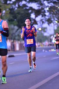 BIB: 20148
                            <button type="button" onclick="openModal(11962643)" class="btn btn-primary btn-sm float-right btn-popup" data-toggle="modal" data-target=".modal-high-quality">
                        <i class="fas fa-shopping-cart"></i> Add to Cart
                    </button>
                                            <button type="button" onclick="isThisMe(11962643, true)" class="btn btn-success btn-sm float-right btn-popup btn-isme hidden" data-toggle="tooltip" data-placement="bottom" title="นี่คือรูปของคุณใช่ไหม คลิกที่นี่เพื่อเอาเข้าอัลบั้ม">
                        <i class="fas fa-plus"></i> Add to album
                    </button>
                    <button type="button" onclick="isThisMe(11962643, false)" class="btn btn-warning btn-sm float-right btn-popup btn-isnotme hidden">
                        <i class="fas fa-ban"></i> Remove from album
                    </button>