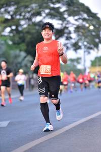 BIB: 21120
                            <button type="button" onclick="openModal(11947965)" class="btn btn-primary btn-sm float-right btn-popup" data-toggle="modal" data-target=".modal-high-quality">
                        <i class="fas fa-shopping-cart"></i> Add to Cart
                    </button>
                                            <button type="button" onclick="isThisMe(11947965, true)" class="btn btn-success btn-sm float-right btn-popup btn-isme hidden" data-toggle="tooltip" data-placement="bottom" title="นี่คือรูปของคุณใช่ไหม คลิกที่นี่เพื่อเอาเข้าอัลบั้ม">
                        <i class="fas fa-plus"></i> Add to album
                    </button>
                    <button type="button" onclick="isThisMe(11947965, false)" class="btn btn-warning btn-sm float-right btn-popup btn-isnotme hidden">
                        <i class="fas fa-ban"></i> Remove from album
                    </button>