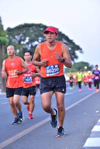 BIB: 2163, 80250, 0673
                            <button type="button" onclick="openModal(11940797)" class="btn btn-primary btn-sm float-right btn-popup" data-toggle="modal" data-target=".modal-high-quality">
                        <i class="fas fa-shopping-cart"></i> Add to Cart
                    </button>
                                            <button type="button" onclick="isThisMe(11940797, true)" class="btn btn-success btn-sm float-right btn-popup btn-isme hidden" data-toggle="tooltip" data-placement="bottom" title="นี่คือรูปของคุณใช่ไหม คลิกที่นี่เพื่อเอาเข้าอัลบั้ม">
                        <i class="fas fa-plus"></i> Add to album
                    </button>
                    <button type="button" onclick="isThisMe(11940797, false)" class="btn btn-warning btn-sm float-right btn-popup btn-isnotme hidden">
                        <i class="fas fa-ban"></i> Remove from album
                    </button>
