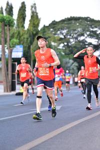 BIB: 26176
                            <button type="button" onclick="openModal(11938059)" class="btn btn-primary btn-sm float-right btn-popup" data-toggle="modal" data-target=".modal-high-quality">
                        <i class="fas fa-shopping-cart"></i> Add to Cart
                    </button>
                                            <button type="button" onclick="isThisMe(11938059, true)" class="btn btn-success btn-sm float-right btn-popup btn-isme hidden" data-toggle="tooltip" data-placement="bottom" title="นี่คือรูปของคุณใช่ไหม คลิกที่นี่เพื่อเอาเข้าอัลบั้ม">
                        <i class="fas fa-plus"></i> Add to album
                    </button>
                    <button type="button" onclick="isThisMe(11938059, false)" class="btn btn-warning btn-sm float-right btn-popup btn-isnotme hidden">
                        <i class="fas fa-ban"></i> Remove from album
                    </button>