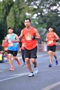 BIB: 2072, 0477
                            <button type="button" onclick="openModal(11939285)" class="btn btn-primary btn-sm float-right btn-popup" data-toggle="modal" data-target=".modal-high-quality">
                        <i class="fas fa-shopping-cart"></i> Add to Cart
                    </button>
                                            <button type="button" onclick="isThisMe(11939285, true)" class="btn btn-success btn-sm float-right btn-popup btn-isme hidden" data-toggle="tooltip" data-placement="bottom" title="นี่คือรูปของคุณใช่ไหม คลิกที่นี่เพื่อเอาเข้าอัลบั้ม">
                        <i class="fas fa-plus"></i> Add to album
                    </button>
                    <button type="button" onclick="isThisMe(11939285, false)" class="btn btn-warning btn-sm float-right btn-popup btn-isnotme hidden">
                        <i class="fas fa-ban"></i> Remove from album
                    </button>