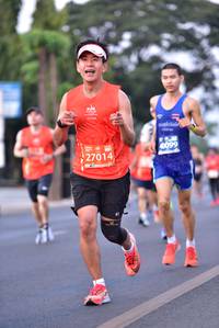 BIB: 0099, 27014
                            <button type="button" onclick="openModal(11915032)" class="btn btn-primary btn-sm float-right btn-popup" data-toggle="modal" data-target=".modal-high-quality">
                        <i class="fas fa-shopping-cart"></i> Add to Cart
                    </button>
                                            <button type="button" onclick="isThisMe(11915032, true)" class="btn btn-success btn-sm float-right btn-popup btn-isme hidden" data-toggle="tooltip" data-placement="bottom" title="นี่คือรูปของคุณใช่ไหม คลิกที่นี่เพื่อเอาเข้าอัลบั้ม">
                        <i class="fas fa-plus"></i> Add to album
                    </button>
                    <button type="button" onclick="isThisMe(11915032, false)" class="btn btn-warning btn-sm float-right btn-popup btn-isnotme hidden">
                        <i class="fas fa-ban"></i> Remove from album
                    </button>