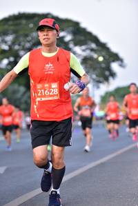 BIB: 21628
                            <button type="button" onclick="openModal(11935517)" class="btn btn-primary btn-sm float-right btn-popup" data-toggle="modal" data-target=".modal-high-quality">
                        <i class="fas fa-shopping-cart"></i> Add to Cart
                    </button>
                                            <button type="button" onclick="isThisMe(11935517, true)" class="btn btn-success btn-sm float-right btn-popup btn-isme hidden" data-toggle="tooltip" data-placement="bottom" title="นี่คือรูปของคุณใช่ไหม คลิกที่นี่เพื่อเอาเข้าอัลบั้ม">
                        <i class="fas fa-plus"></i> Add to album
                    </button>
                    <button type="button" onclick="isThisMe(11935517, false)" class="btn btn-warning btn-sm float-right btn-popup btn-isnotme hidden">
                        <i class="fas fa-ban"></i> Remove from album
                    </button>