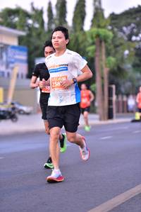 BIB: 258
                            <button type="button" onclick="openModal(11917042)" class="btn btn-primary btn-sm float-right btn-popup" data-toggle="modal" data-target=".modal-high-quality">
                        <i class="fas fa-shopping-cart"></i> Add to Cart
                    </button>
                                            <button type="button" onclick="isThisMe(11917042, true)" class="btn btn-success btn-sm float-right btn-popup btn-isme hidden" data-toggle="tooltip" data-placement="bottom" title="นี่คือรูปของคุณใช่ไหม คลิกที่นี่เพื่อเอาเข้าอัลบั้ม">
                        <i class="fas fa-plus"></i> Add to album
                    </button>
                    <button type="button" onclick="isThisMe(11917042, false)" class="btn btn-warning btn-sm float-right btn-popup btn-isnotme hidden">
                        <i class="fas fa-ban"></i> Remove from album
                    </button>