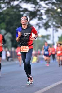 BIB: 201, 25543
                            <button type="button" onclick="openModal(11927614)" class="btn btn-primary btn-sm float-right btn-popup" data-toggle="modal" data-target=".modal-high-quality">
                        <i class="fas fa-shopping-cart"></i> Add to Cart
                    </button>
                                            <button type="button" onclick="isThisMe(11927614, true)" class="btn btn-success btn-sm float-right btn-popup btn-isme hidden" data-toggle="tooltip" data-placement="bottom" title="นี่คือรูปของคุณใช่ไหม คลิกที่นี่เพื่อเอาเข้าอัลบั้ม">
                        <i class="fas fa-plus"></i> Add to album
                    </button>
                    <button type="button" onclick="isThisMe(11927614, false)" class="btn btn-warning btn-sm float-right btn-popup btn-isnotme hidden">
                        <i class="fas fa-ban"></i> Remove from album
                    </button>