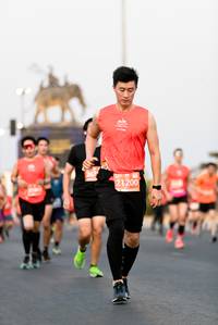 BIB: 21200
                            <button type="button" onclick="openModal(12086007)" class="btn btn-primary btn-sm float-right btn-popup" data-toggle="modal" data-target=".modal-high-quality">
                        <i class="fas fa-shopping-cart"></i> Add to Cart
                    </button>
                                            <button type="button" onclick="isThisMe(12086007, true)" class="btn btn-success btn-sm float-right btn-popup btn-isme hidden" data-toggle="tooltip" data-placement="bottom" title="นี่คือรูปของคุณใช่ไหม คลิกที่นี่เพื่อเอาเข้าอัลบั้ม">
                        <i class="fas fa-plus"></i> Add to album
                    </button>
                    <button type="button" onclick="isThisMe(12086007, false)" class="btn btn-warning btn-sm float-right btn-popup btn-isnotme hidden">
                        <i class="fas fa-ban"></i> Remove from album
                    </button>