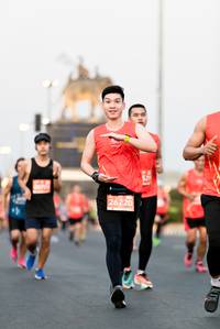 BIB: 26220
                            <button type="button" onclick="openModal(12058793)" class="btn btn-primary btn-sm float-right btn-popup" data-toggle="modal" data-target=".modal-high-quality">
                        <i class="fas fa-shopping-cart"></i> Add to Cart
                    </button>
                                            <button type="button" onclick="isThisMe(12058793, true)" class="btn btn-success btn-sm float-right btn-popup btn-isme hidden" data-toggle="tooltip" data-placement="bottom" title="นี่คือรูปของคุณใช่ไหม คลิกที่นี่เพื่อเอาเข้าอัลบั้ม">
                        <i class="fas fa-plus"></i> Add to album
                    </button>
                    <button type="button" onclick="isThisMe(12058793, false)" class="btn btn-warning btn-sm float-right btn-popup btn-isnotme hidden">
                        <i class="fas fa-ban"></i> Remove from album
                    </button>