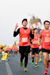 BIB: 2566, 22275
                            <button type="button" onclick="openModal(12086417)" class="btn btn-primary btn-sm float-right btn-popup" data-toggle="modal" data-target=".modal-high-quality">
                        <i class="fas fa-shopping-cart"></i> Add to Cart
                    </button>
                                            <button type="button" onclick="isThisMe(12086417, true)" class="btn btn-success btn-sm float-right btn-popup btn-isme hidden" data-toggle="tooltip" data-placement="bottom" title="นี่คือรูปของคุณใช่ไหม คลิกที่นี่เพื่อเอาเข้าอัลบั้ม">
                        <i class="fas fa-plus"></i> Add to album
                    </button>
                    <button type="button" onclick="isThisMe(12086417, false)" class="btn btn-warning btn-sm float-right btn-popup btn-isnotme hidden">
                        <i class="fas fa-ban"></i> Remove from album
                    </button>