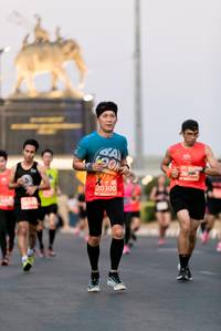 BIB: 20300, 20199
                            <button type="button" onclick="openModal(12025524)" class="btn btn-primary btn-sm float-right btn-popup" data-toggle="modal" data-target=".modal-high-quality">
                        <i class="fas fa-shopping-cart"></i> Add to Cart
                    </button>
                                            <button type="button" onclick="isThisMe(12025524, true)" class="btn btn-success btn-sm float-right btn-popup btn-isme hidden" data-toggle="tooltip" data-placement="bottom" title="นี่คือรูปของคุณใช่ไหม คลิกที่นี่เพื่อเอาเข้าอัลบั้ม">
                        <i class="fas fa-plus"></i> Add to album
                    </button>
                    <button type="button" onclick="isThisMe(12025524, false)" class="btn btn-warning btn-sm float-right btn-popup btn-isnotme hidden">
                        <i class="fas fa-ban"></i> Remove from album
                    </button>