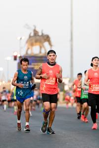 BIB: 27200, 0728, 2166
                            <button type="button" onclick="openModal(12068599)" class="btn btn-primary btn-sm float-right btn-popup" data-toggle="modal" data-target=".modal-high-quality">
                        <i class="fas fa-shopping-cart"></i> Add to Cart
                    </button>
                                            <button type="button" onclick="isThisMe(12068599, true)" class="btn btn-success btn-sm float-right btn-popup btn-isme hidden" data-toggle="tooltip" data-placement="bottom" title="นี่คือรูปของคุณใช่ไหม คลิกที่นี่เพื่อเอาเข้าอัลบั้ม">
                        <i class="fas fa-plus"></i> Add to album
                    </button>
                    <button type="button" onclick="isThisMe(12068599, false)" class="btn btn-warning btn-sm float-right btn-popup btn-isnotme hidden">
                        <i class="fas fa-ban"></i> Remove from album
                    </button>