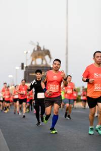 BIB: 209, 22459
                            <button type="button" onclick="openModal(12090114)" class="btn btn-primary btn-sm float-right btn-popup" data-toggle="modal" data-target=".modal-high-quality">
                        <i class="fas fa-shopping-cart"></i> Add to Cart
                    </button>
                                            <button type="button" onclick="isThisMe(12090114, true)" class="btn btn-success btn-sm float-right btn-popup btn-isme hidden" data-toggle="tooltip" data-placement="bottom" title="นี่คือรูปของคุณใช่ไหม คลิกที่นี่เพื่อเอาเข้าอัลบั้ม">
                        <i class="fas fa-plus"></i> Add to album
                    </button>
                    <button type="button" onclick="isThisMe(12090114, false)" class="btn btn-warning btn-sm float-right btn-popup btn-isnotme hidden">
                        <i class="fas fa-ban"></i> Remove from album
                    </button>