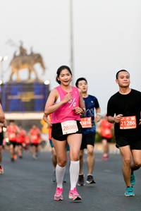 BIB: 3810, 28800, 21286
                            <button type="button" onclick="openModal(12066589)" class="btn btn-primary btn-sm float-right btn-popup" data-toggle="modal" data-target=".modal-high-quality">
                        <i class="fas fa-shopping-cart"></i> Add to Cart
                    </button>
                                            <button type="button" onclick="isThisMe(12066589, true)" class="btn btn-success btn-sm float-right btn-popup btn-isme hidden" data-toggle="tooltip" data-placement="bottom" title="นี่คือรูปของคุณใช่ไหม คลิกที่นี่เพื่อเอาเข้าอัลบั้ม">
                        <i class="fas fa-plus"></i> Add to album
                    </button>
                    <button type="button" onclick="isThisMe(12066589, false)" class="btn btn-warning btn-sm float-right btn-popup btn-isnotme hidden">
                        <i class="fas fa-ban"></i> Remove from album
                    </button>