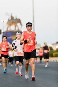 BIB: 20999, 25994
                            <button type="button" onclick="openModal(12070995)" class="btn btn-primary btn-sm float-right btn-popup" data-toggle="modal" data-target=".modal-high-quality">
                        <i class="fas fa-shopping-cart"></i> Add to Cart
                    </button>
                                            <button type="button" onclick="isThisMe(12070995, true)" class="btn btn-success btn-sm float-right btn-popup btn-isme hidden" data-toggle="tooltip" data-placement="bottom" title="นี่คือรูปของคุณใช่ไหม คลิกที่นี่เพื่อเอาเข้าอัลบั้ม">
                        <i class="fas fa-plus"></i> Add to album
                    </button>
                    <button type="button" onclick="isThisMe(12070995, false)" class="btn btn-warning btn-sm float-right btn-popup btn-isnotme hidden">
                        <i class="fas fa-ban"></i> Remove from album
                    </button>